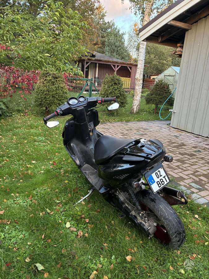 Yamaha Aerox, мотороллеры / мопеды