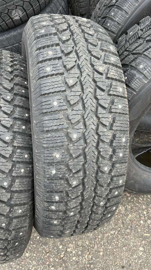 Maxxis, žieminės 265/70 R17