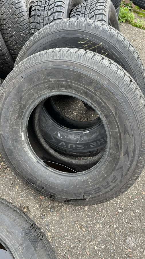 Maxxis, žieminės 265/70 R17