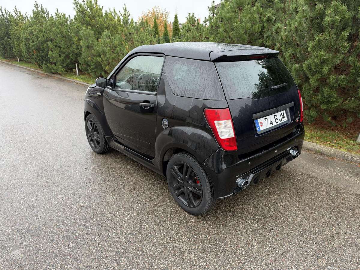 Ligier JS50, 0.5 l., hatchback