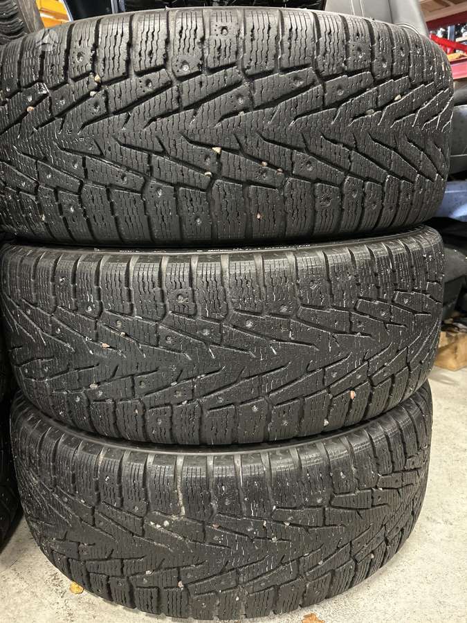 Nokian, winter 265/65 R17