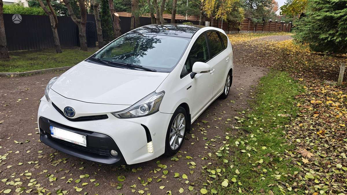Toyota Prius+