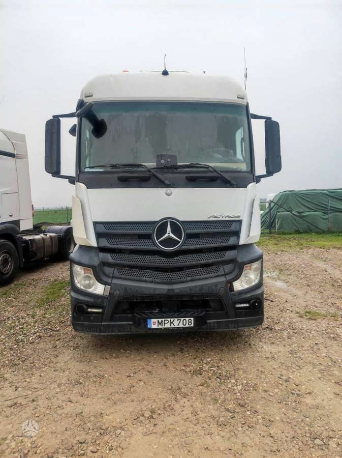 Mercedes-Benz Actros, single sleeper