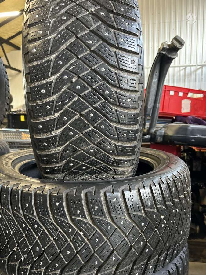 Goodyear, winter 255/50 R20