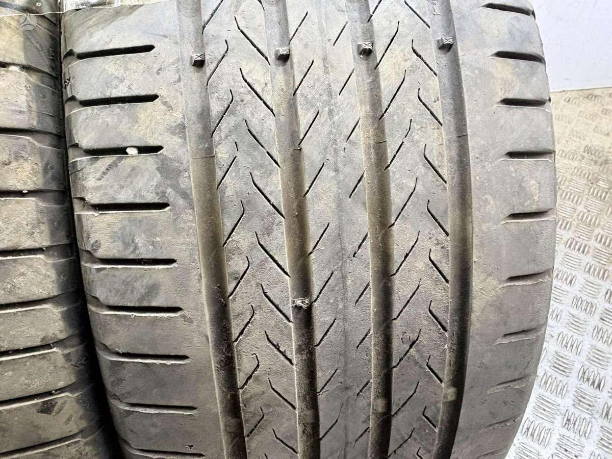 Continental, summer 245/45 R19