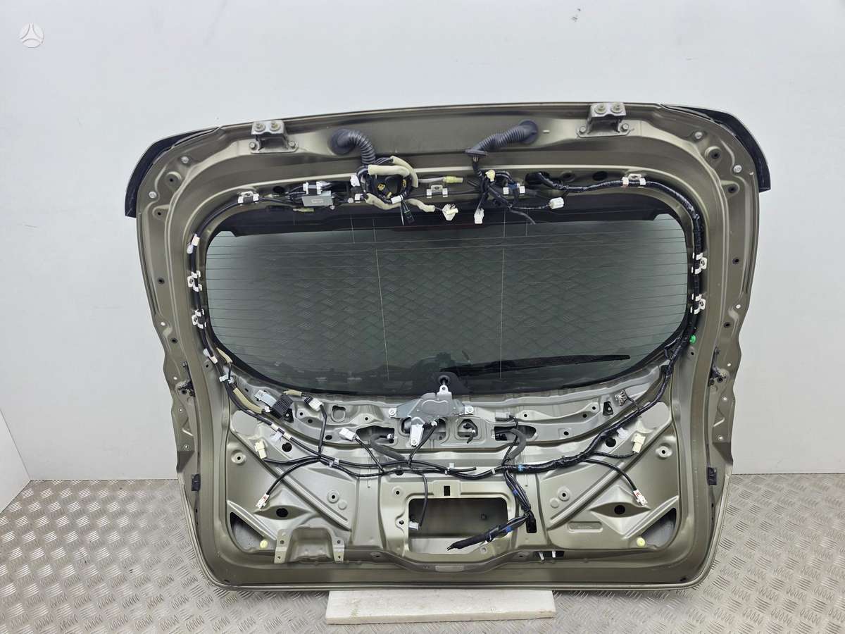 Subaru Outback kėbulo dalys