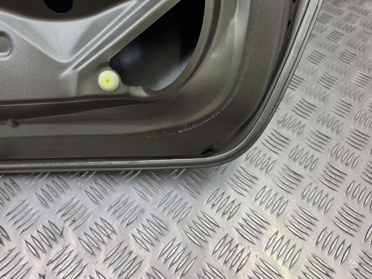 Subaru Outback kėbulo dalys