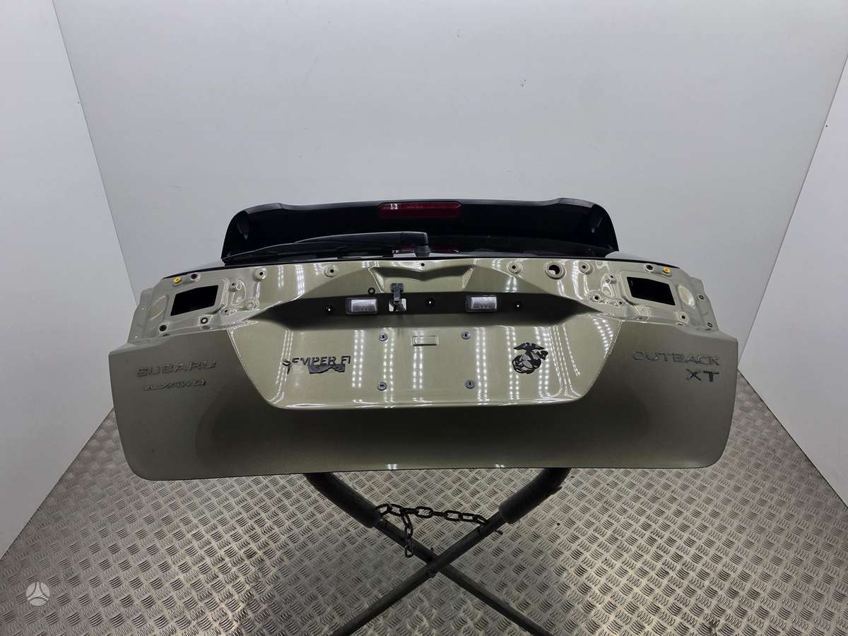 Subaru Outback kėbulo dalys