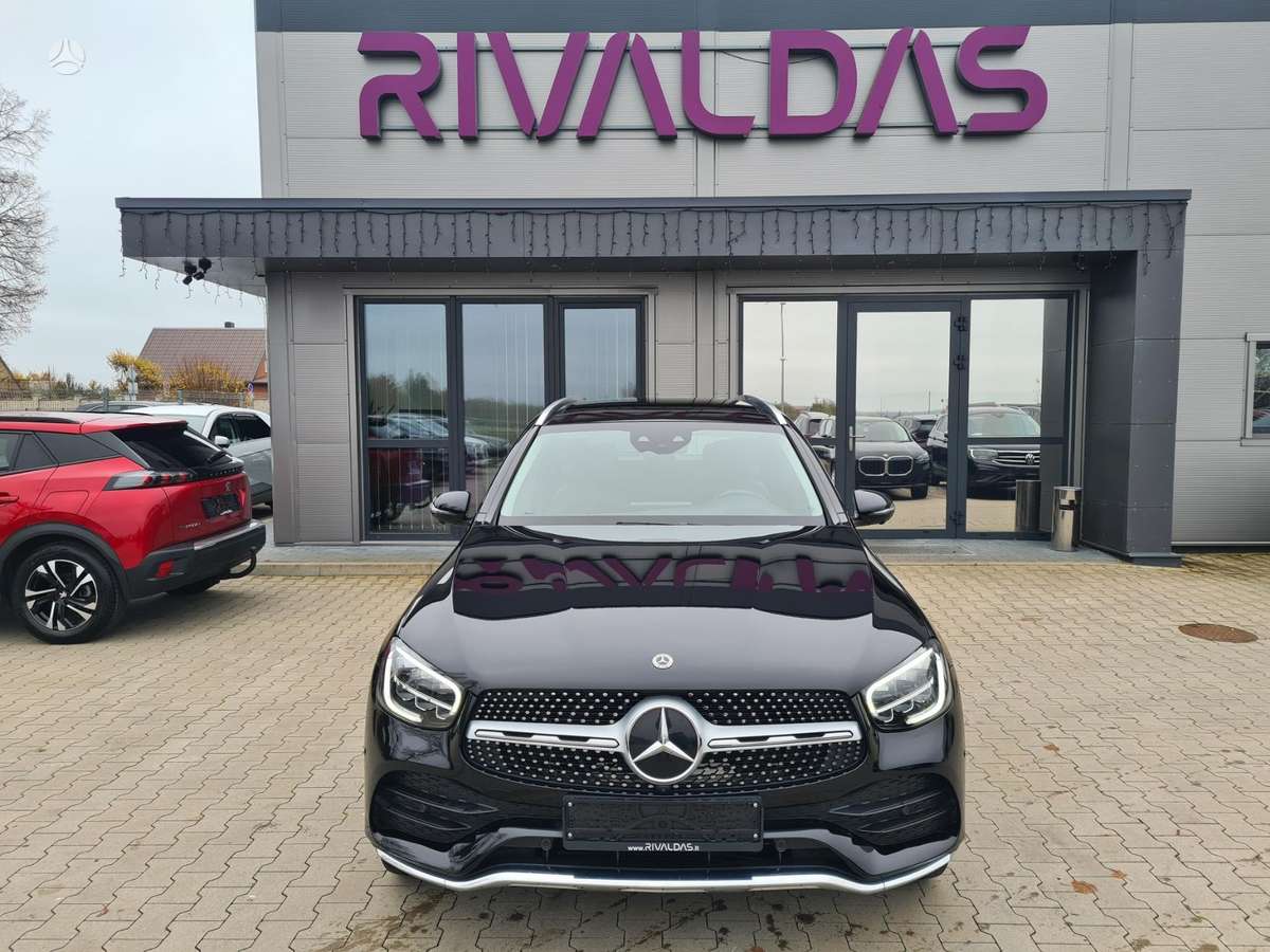 Mercedes-Benz GLC300