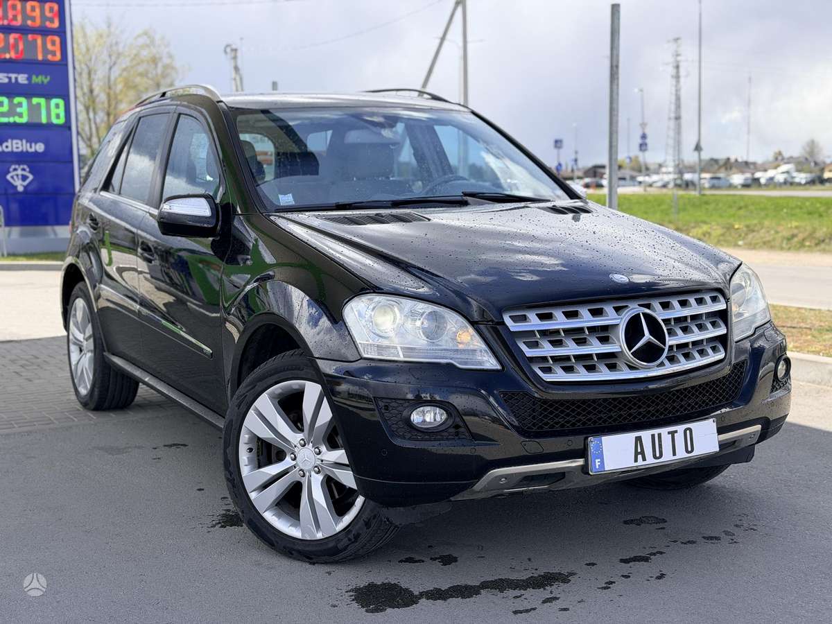 Mercedes-Benz ML320
