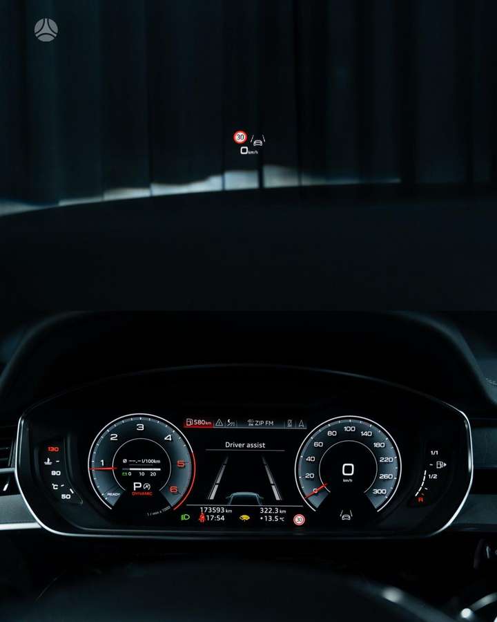 Audi A8, 3.0 l., Седан