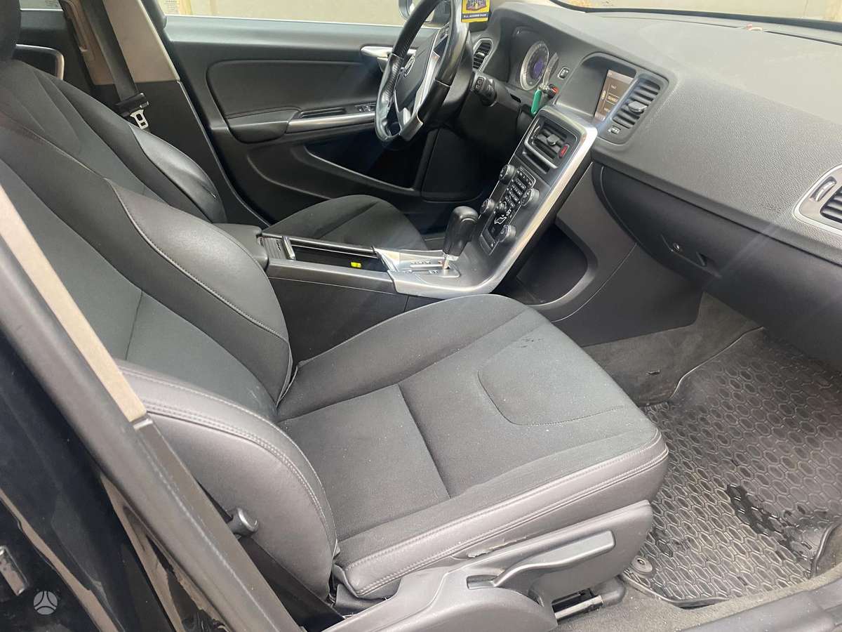 Volvo V60, 2.0 l., Универсал