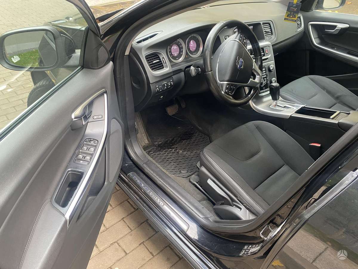 Volvo V60, 2.0 l., Универсал