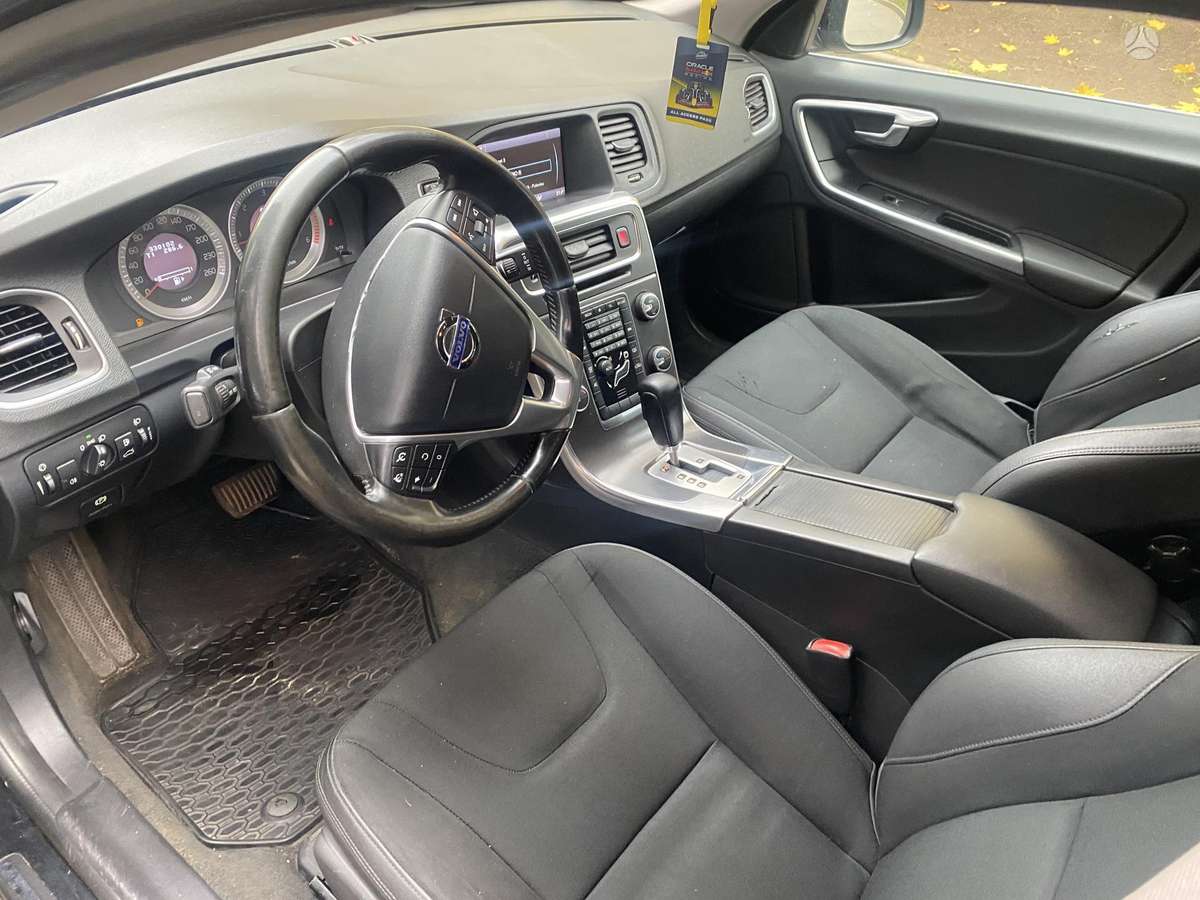 Volvo V60, 2.0 l., Универсал