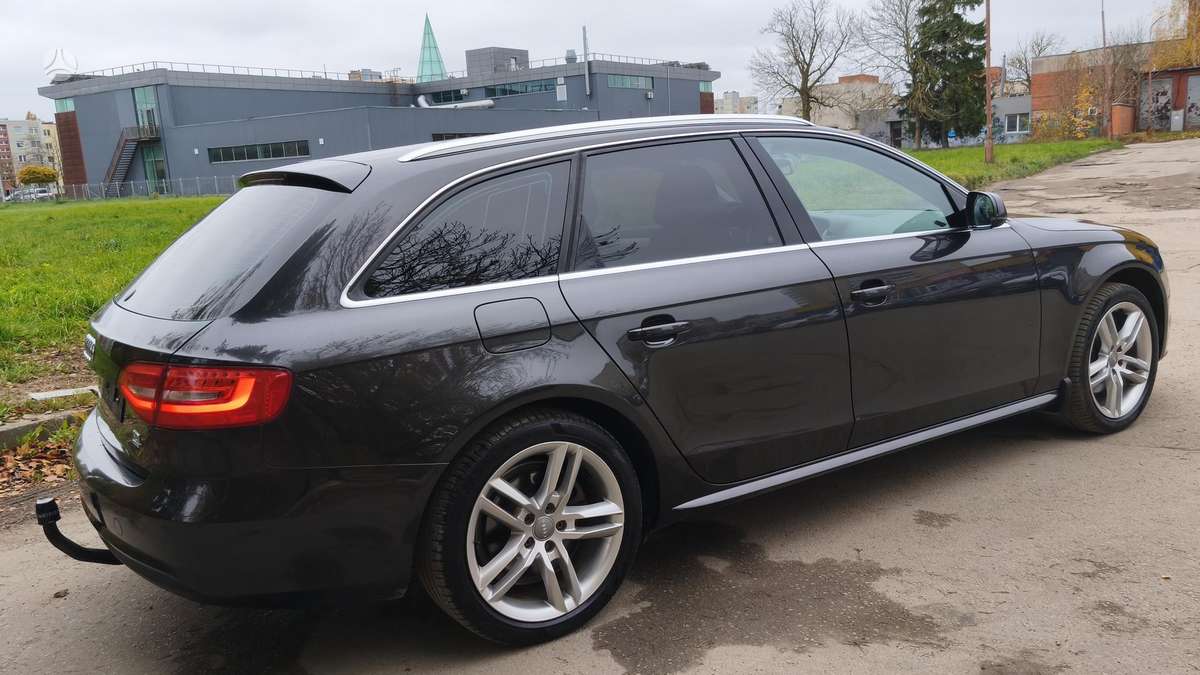 Audi A4, 2.0 l., universalas