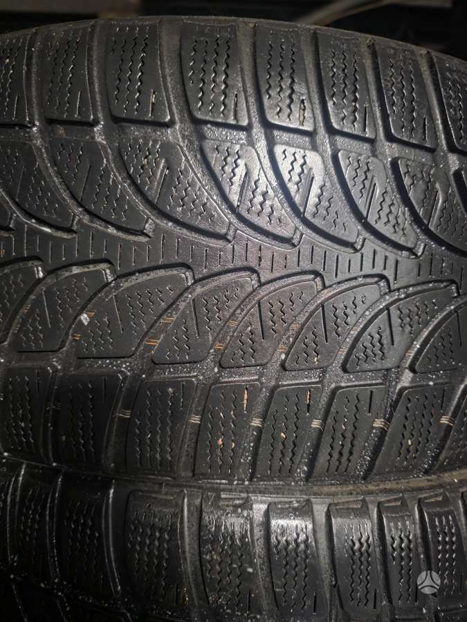 Bridgestone, зимние 225/45 R18