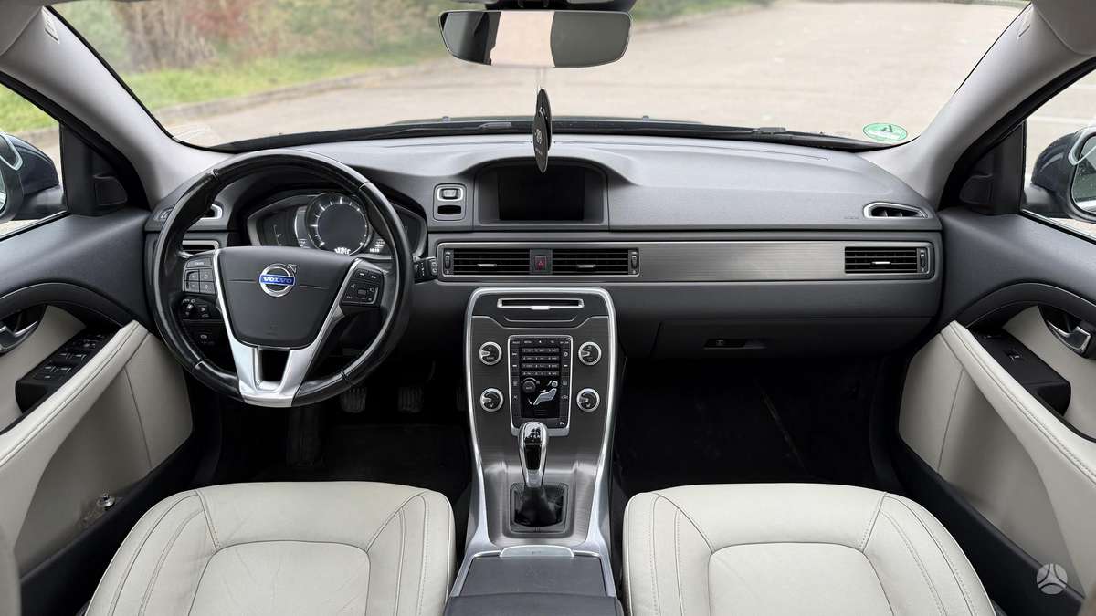 Volvo V70, 2.0 l., Универсал
