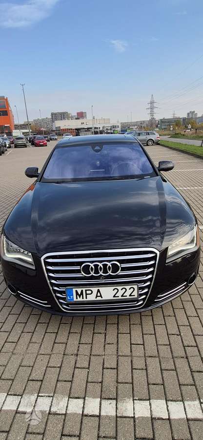 Audi A8, 4.0 l., Седан