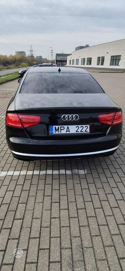Audi A8, 4.0 l., Седан