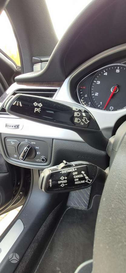 Audi A8, 4.0 l., Седан