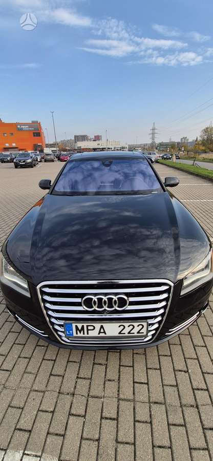 Audi A8, 4.0 l., Седан