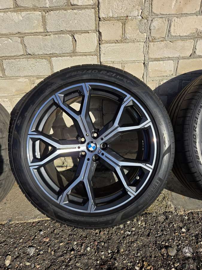 BMW X5, light alloy, R21