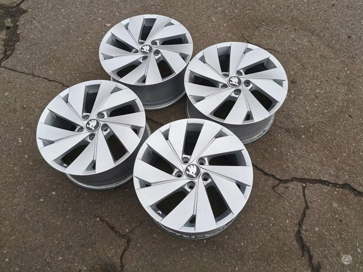 Skoda Octavia, light alloy, R17