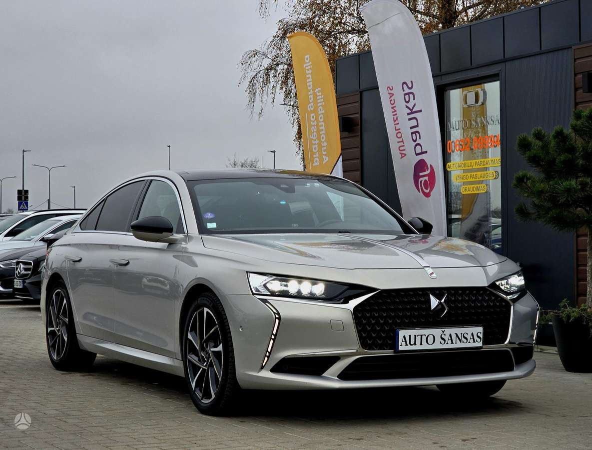 Citroen DS9