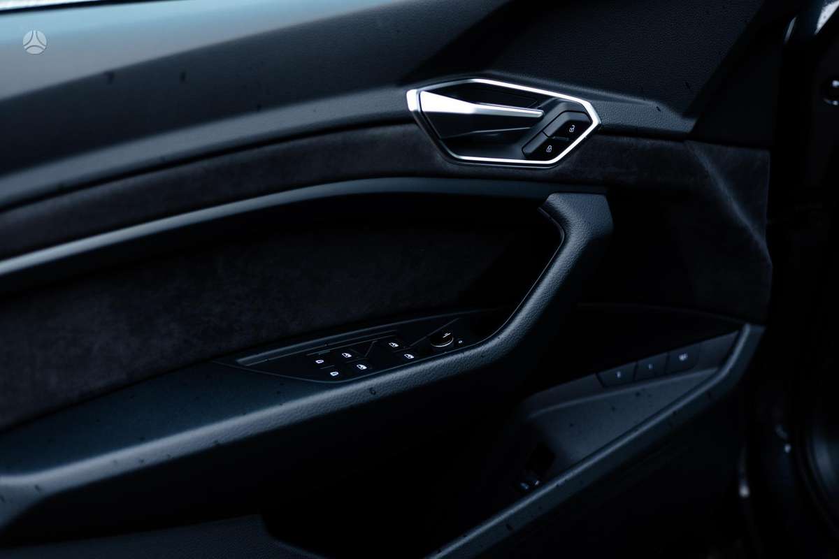 Audi e-tron, hečbekas