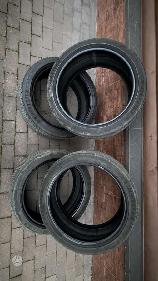 Michelin, летние 245/40 R19