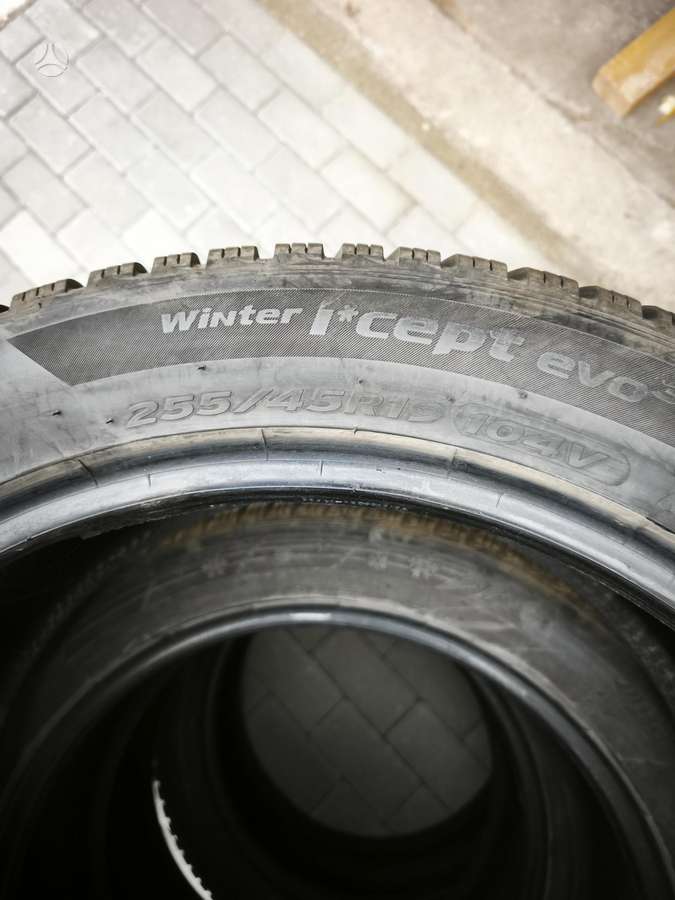 Hankook, зимние 255/45 R19
