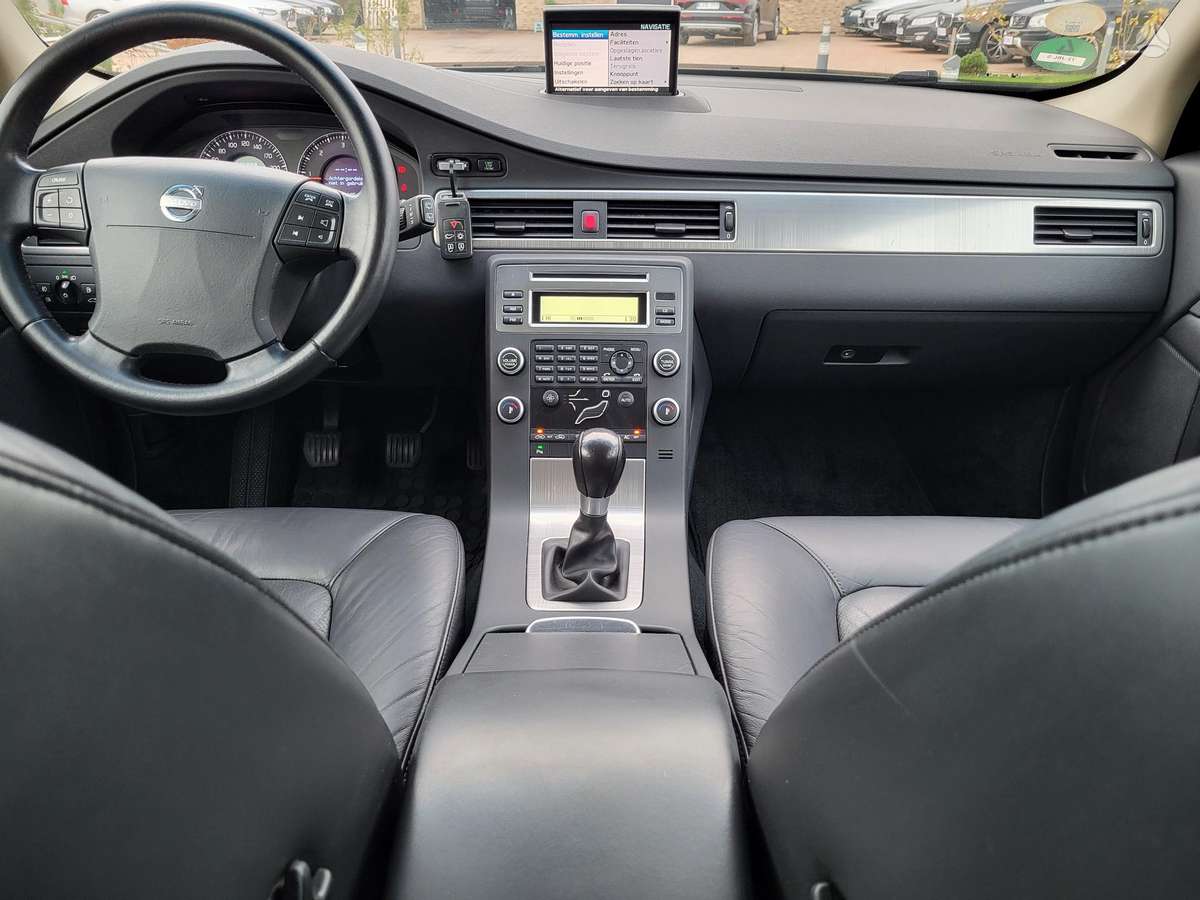 Volvo V70