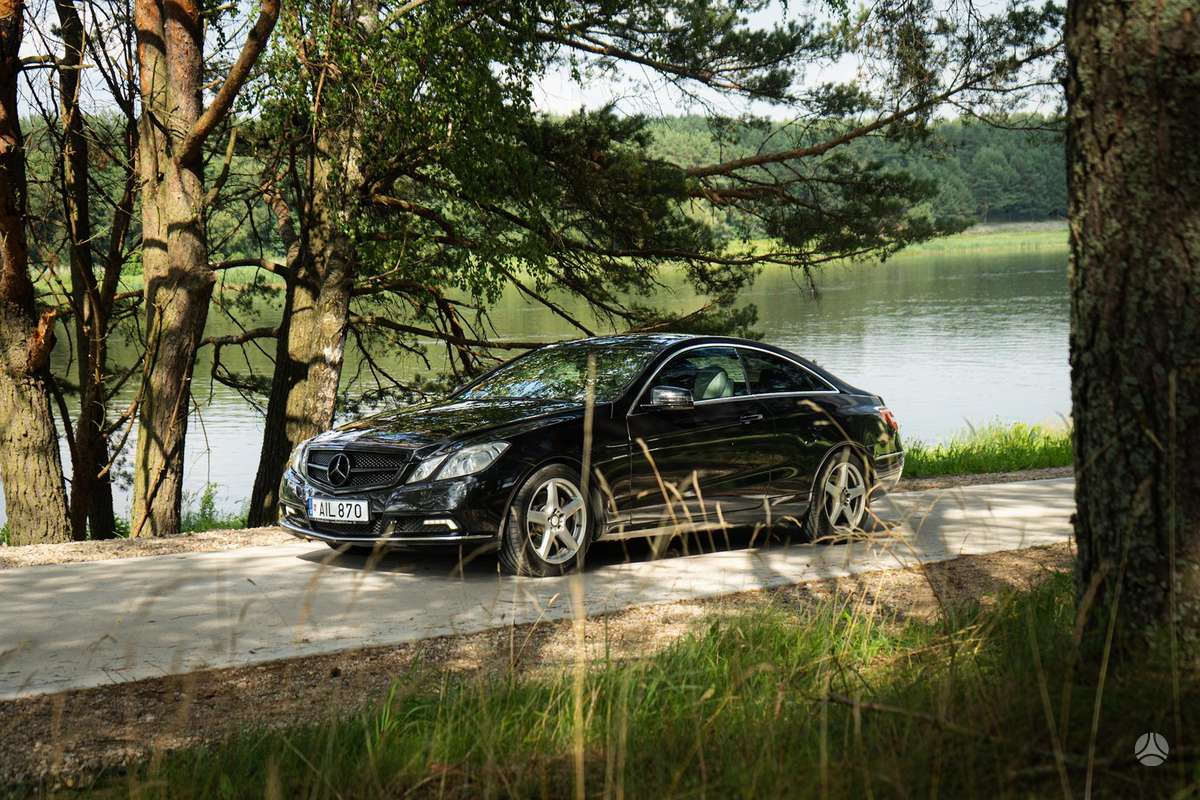Mercedes-Benz E350
