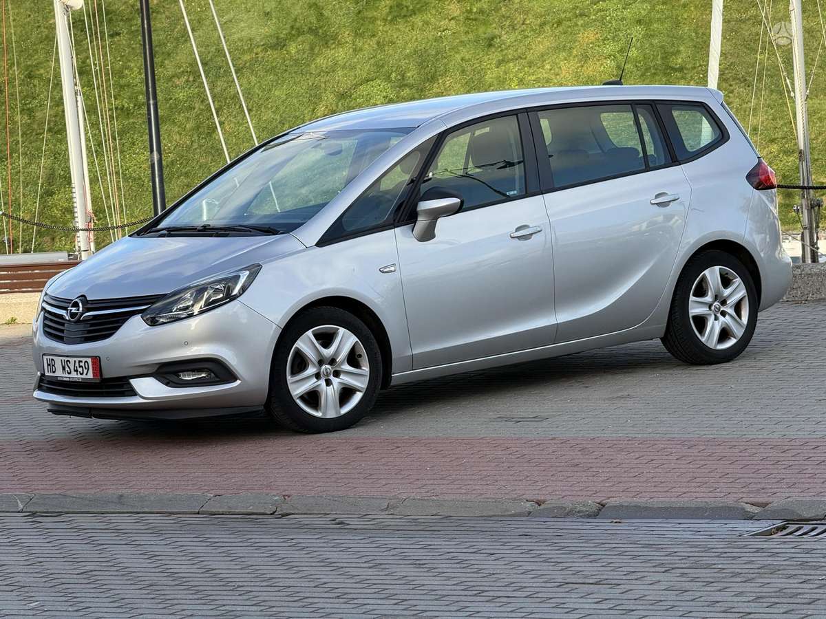 Opel Zafira Tourer