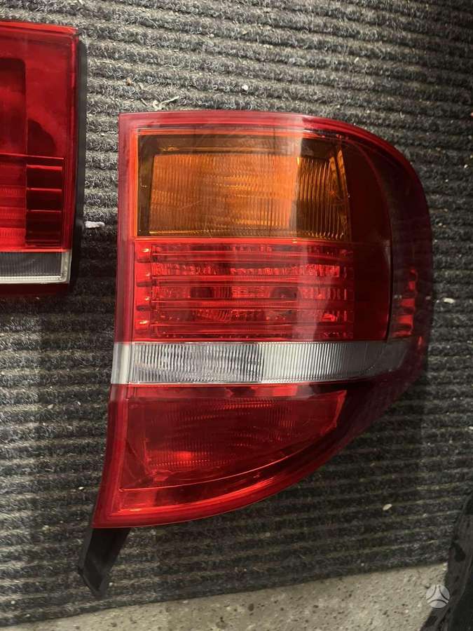 BMW X5 žibintai