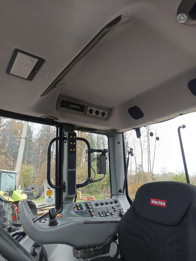 Valtra T171 hitech, tractors