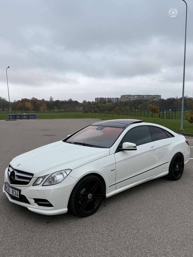 Mercedes-Benz E350