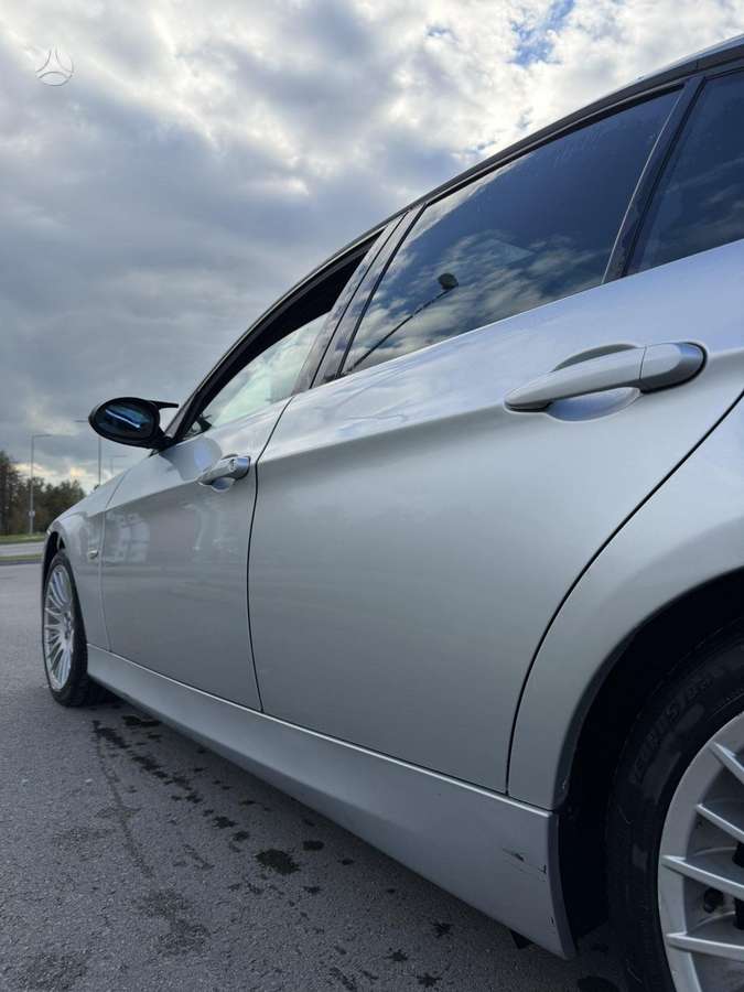 BMW 320, 2.0 l., Седан