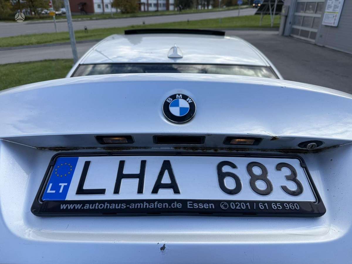 BMW 320, 2.0 l., Седан
