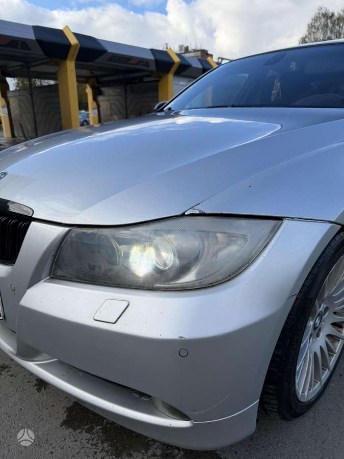 BMW 320, 2.0 l., Седан