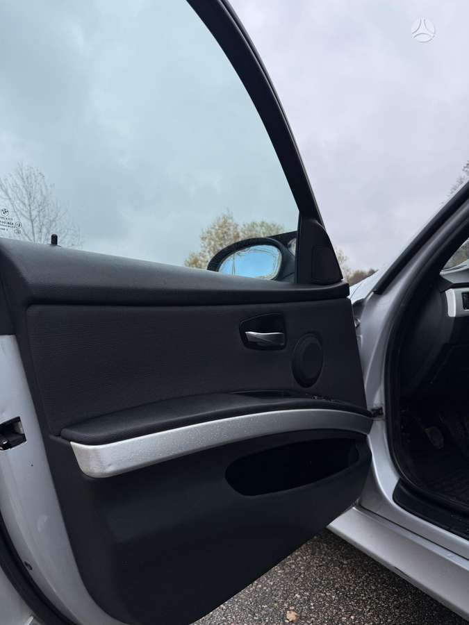 BMW 320, 2.0 l., Седан