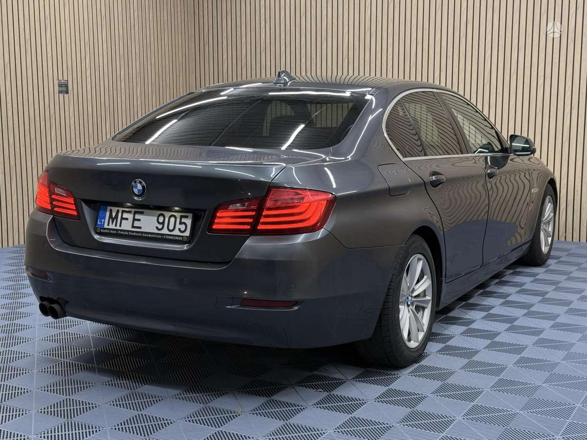 BMW 520, 2.0 l., Седан