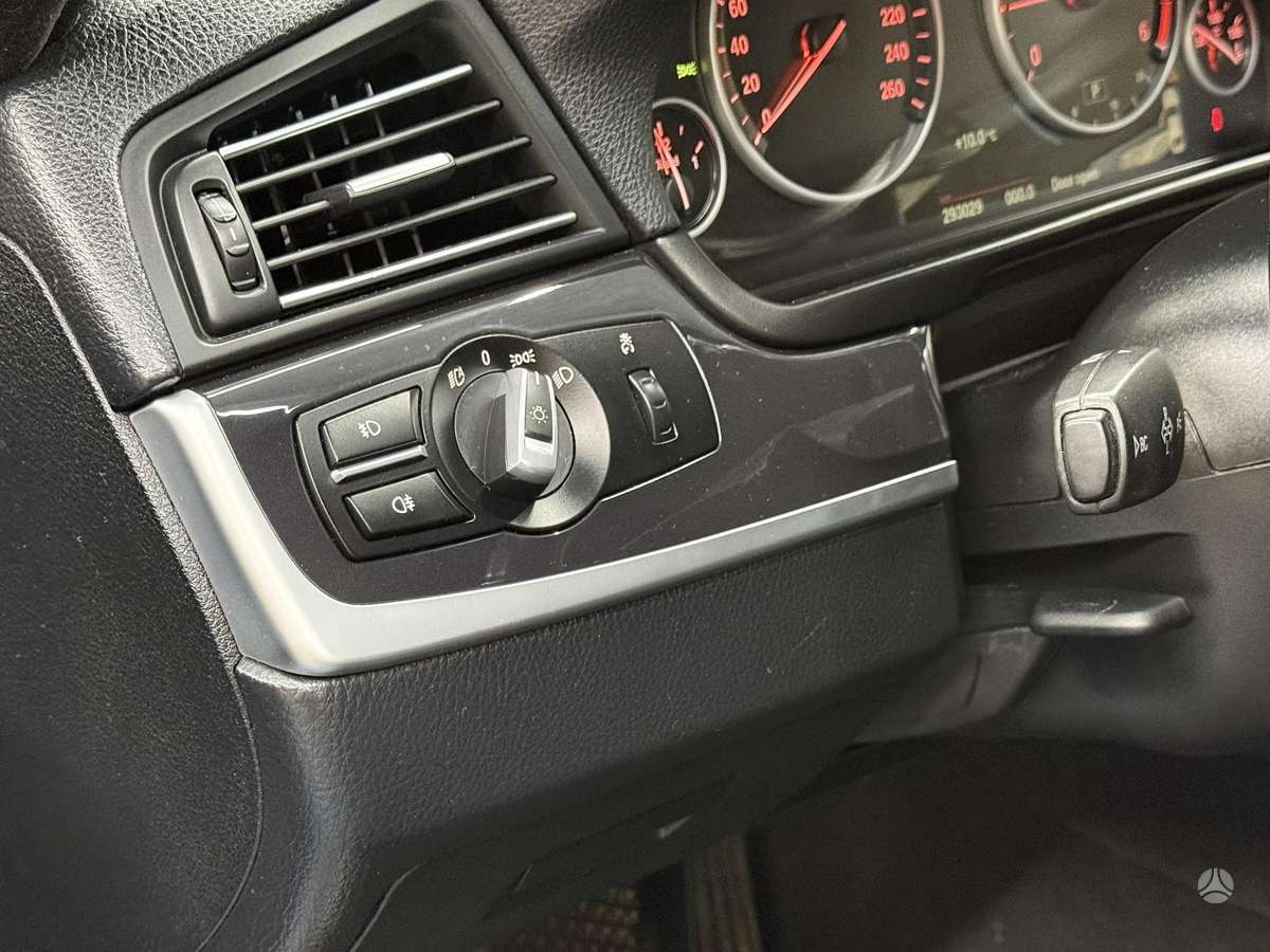 BMW 520, 2.0 l., Седан