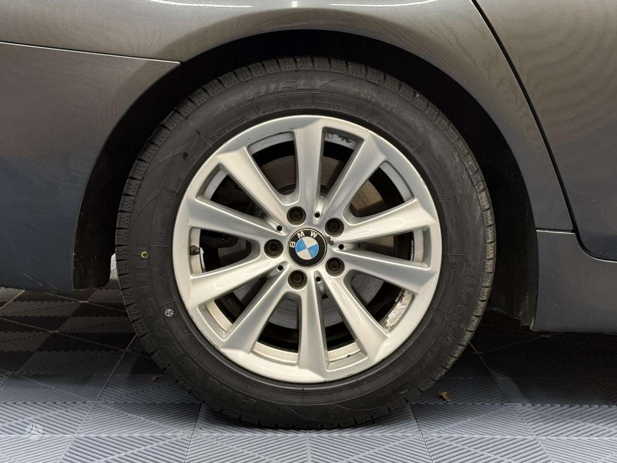BMW 520, 2.0 l., Седан