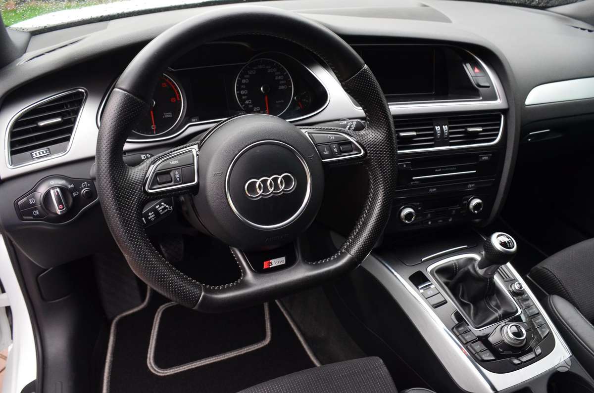Audi A4, 2.0 l., Универсал