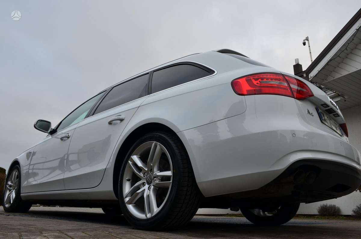 Audi A4, 2.0 l., Универсал