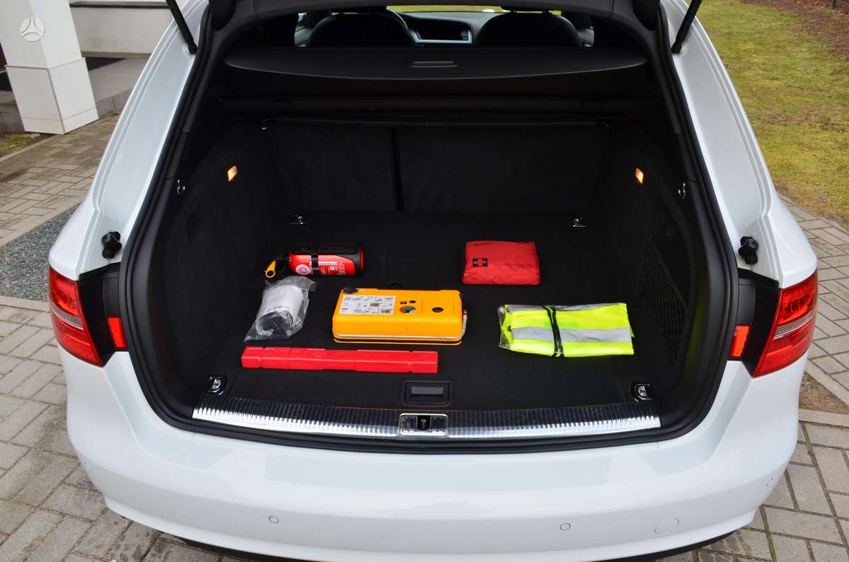 Audi A4, 2.0 l., Универсал