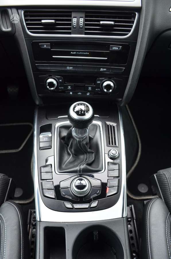 Audi A4, 2.0 l., Универсал