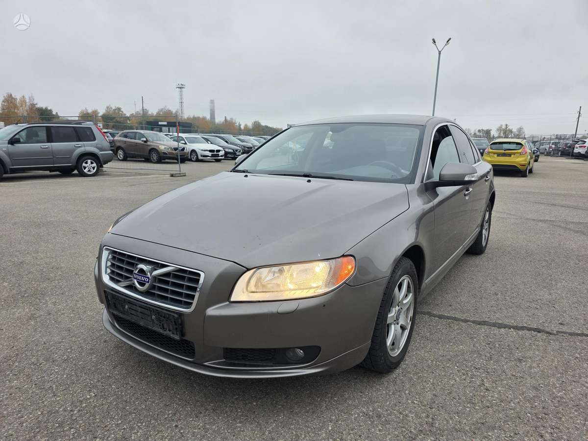 Volvo S80