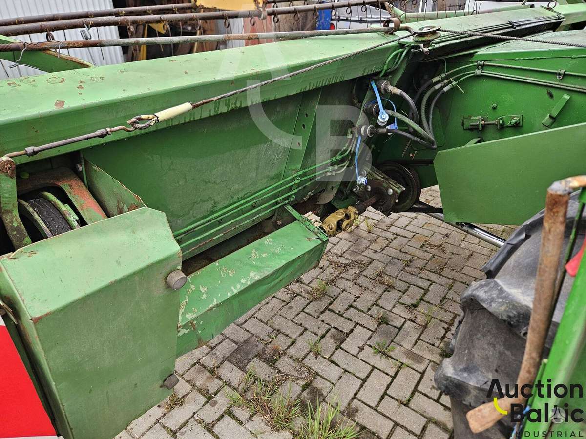 John Deere 965, combine harvesters